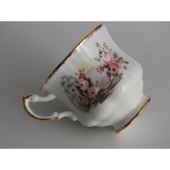 RARE Paragon Teacup and Saucer Marlborough Courting Couple Made in England   - Picture 10 of 16